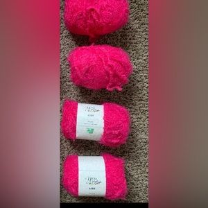 Yarn Bee Airy Yarn-Hot Pink - 4 Skeins 

3.5 oz/100g, 108 yards/99 meters